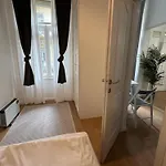 Summer 5 Apartment- 2 Bedrooms-ac * Budapeste