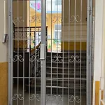 Summer 5 Apartment- 2 Bedrooms-ac Budapeste