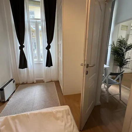 Summer 5 Apartment- 2 Bedrooms-ac * Budapešť