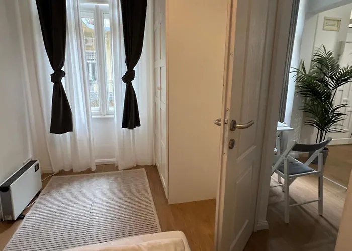 Summer 5 Apartment- 2 Bedrooms-ac * Budapesta