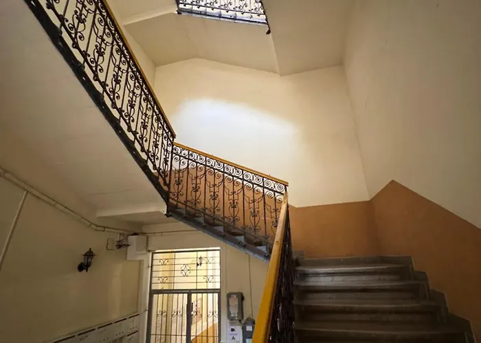 Summer 5 Apartment- 2 Bedrooms-ac * Budapesta