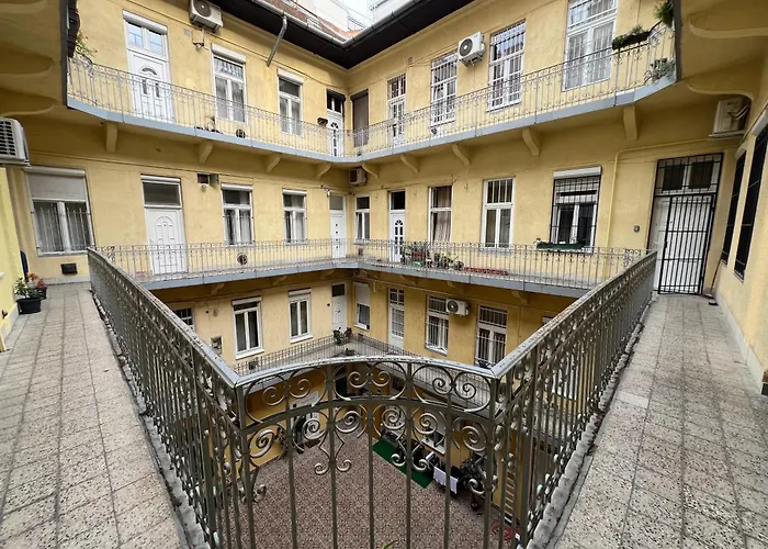 Summer 5 Apartment- 2 Bedrooms-ac